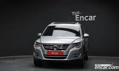 Volkswagen Tiguan, 2011