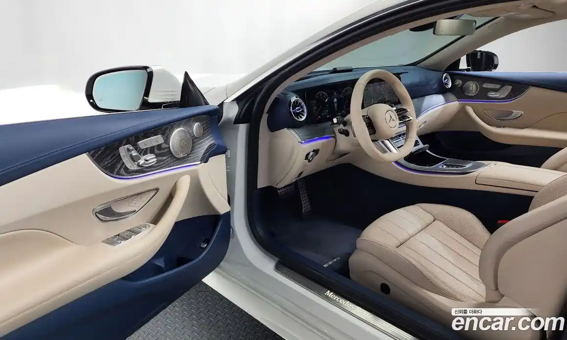 Mercedes-Benz E-Class 2023 3.0 Автомат в Москве № 215813, фото 13