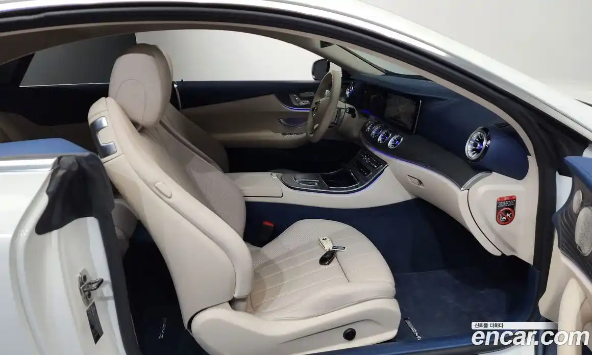 Mercedes-Benz E-Class 2023 3.0 Автомат в Москве № 215813, фото 17