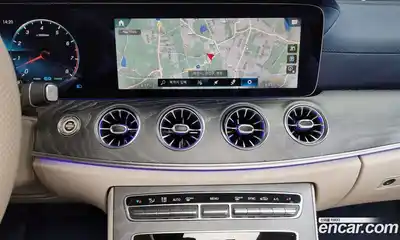 Mercedes-Benz E-Class 2023 3.0 Автомат в Москве № 215813, миниатюра 3