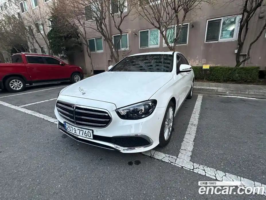 Mercedes-Benz E-Class 2023 2.0 Автомат в Москве № 216176, фото 9