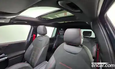 Mercedes-Benz GLB-Class, 2023