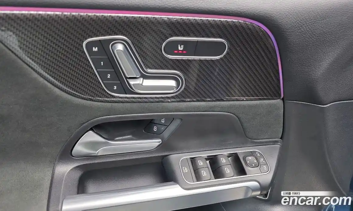 Mercedes-Benz GLB-Class 2023 2.0 Автомат в Москве № 221934, фото 13