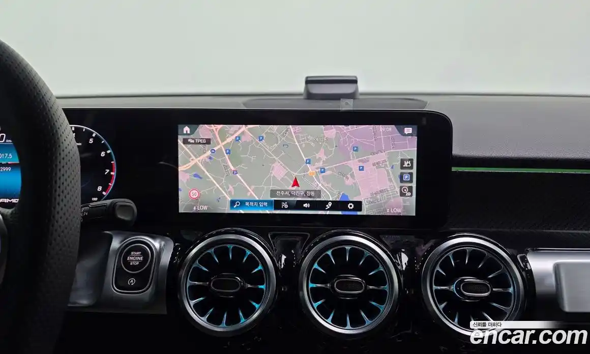 Mercedes-Benz GLB-Class 2023 2.0 Автомат в Москве № 221934, фото 4