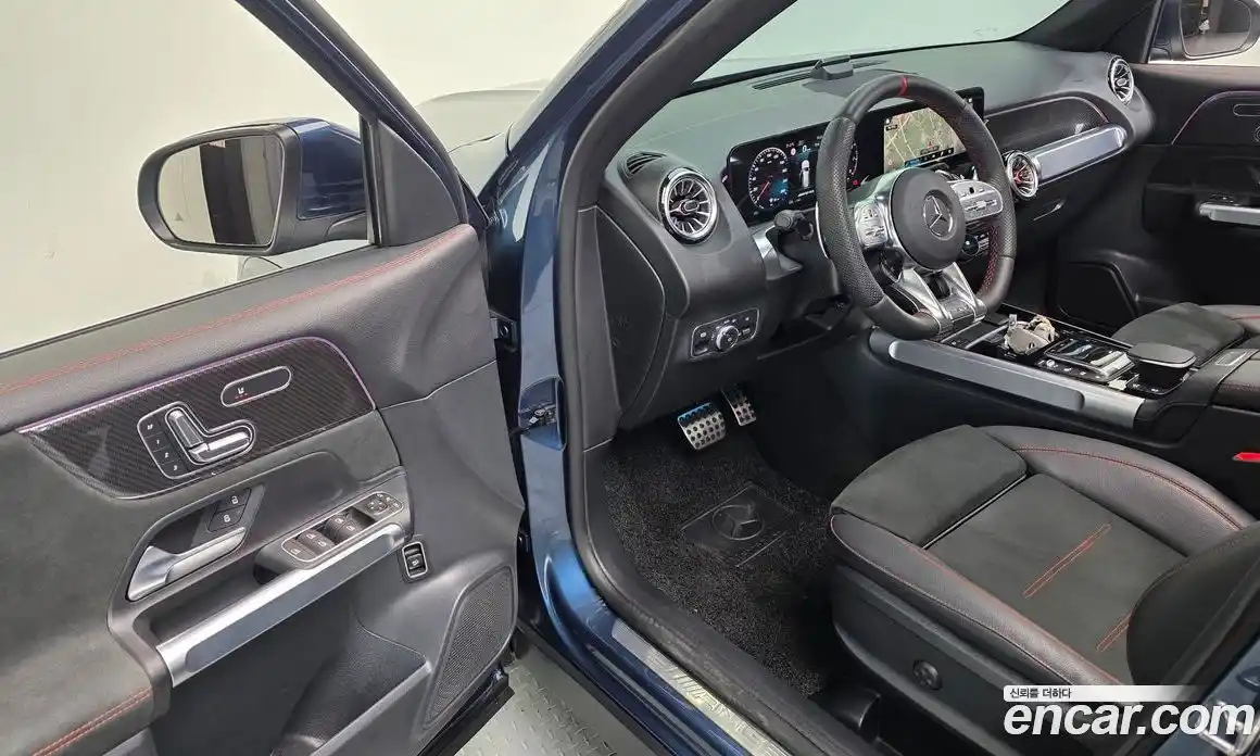 Mercedes-Benz GLB-Class 2023 2.0 Автомат в Москве № 221934, фото 8