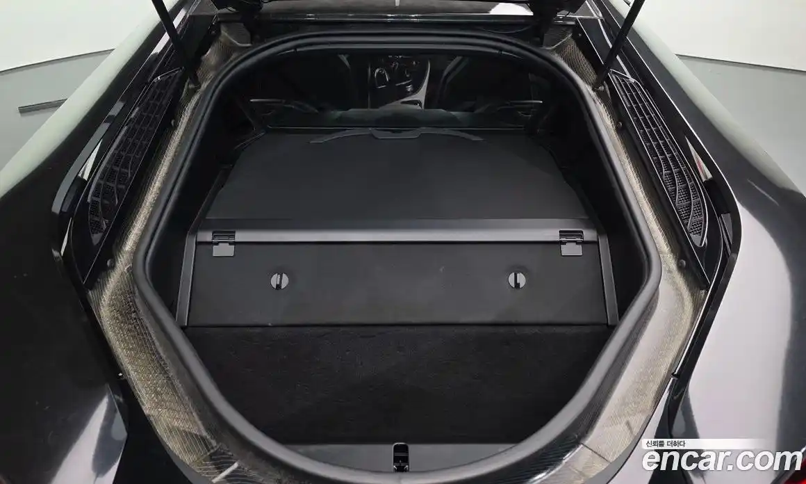 BMW i8 2016 1.5 Автомат в Москве № 229044, фото 16