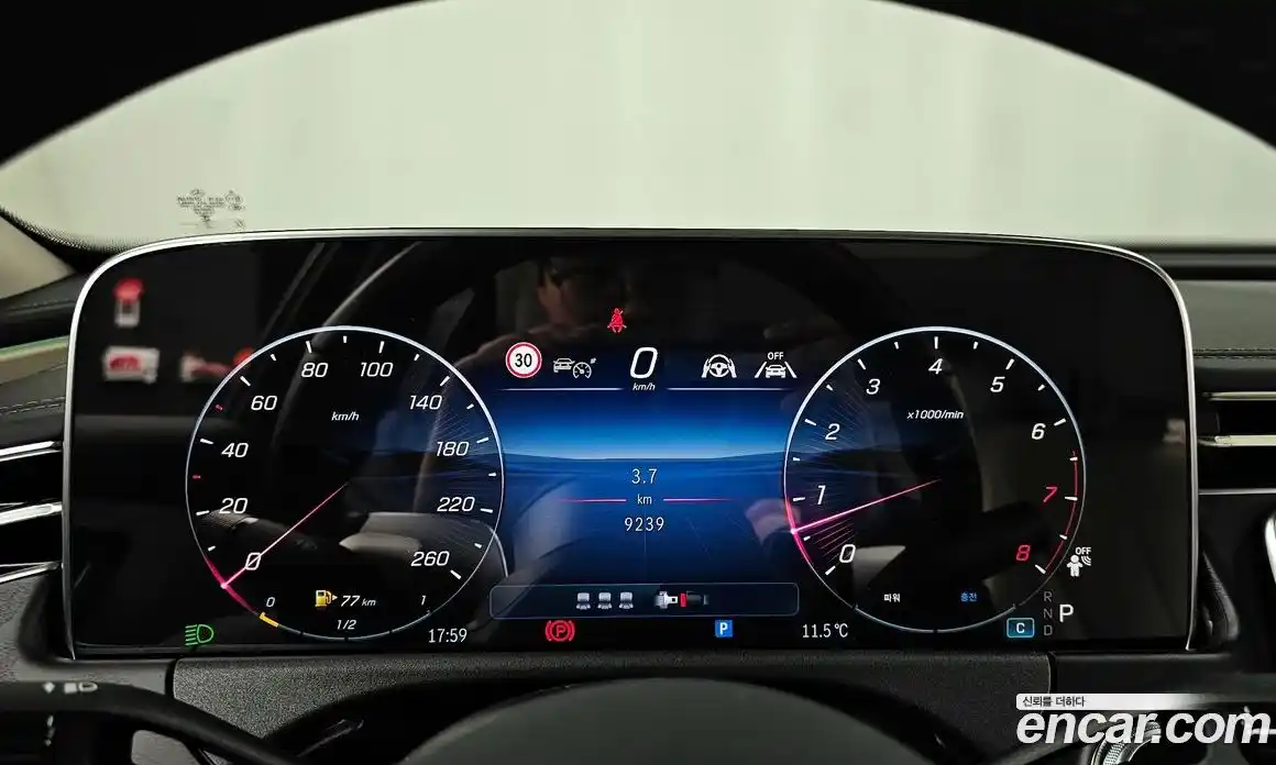 Mercedes-Benz E-Class 2025 2.0 Автомат в Москве № 229408, фото 15