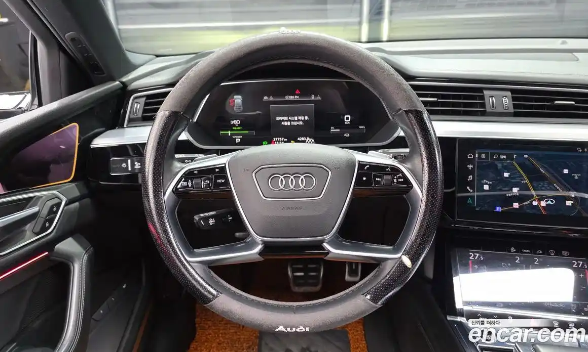 Audi e-tron 2022 0.2 Автомат в Москве № 229670, фото 13