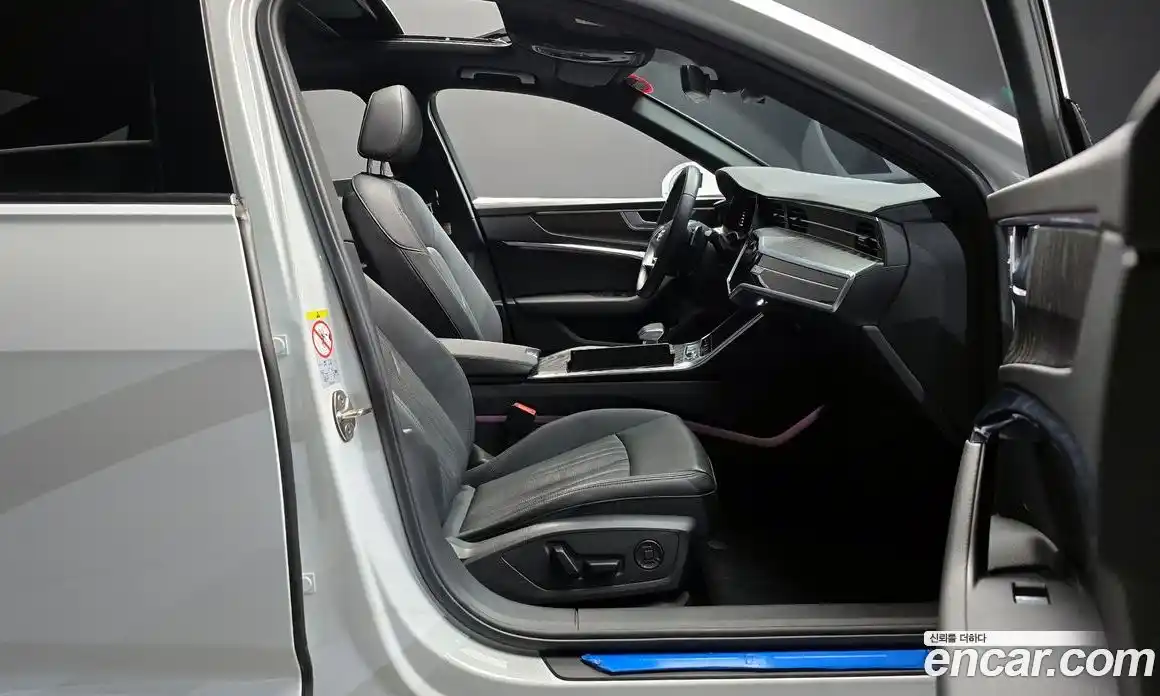 Audi A6 2023 2.0 Автомат в Москве № 229756, фото 13