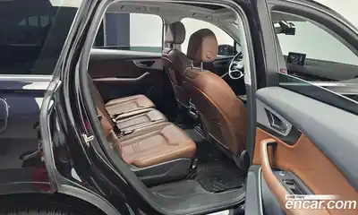 Audi Q7 2019 2.0 Автомат в Москве № 230076, миниатюра 4