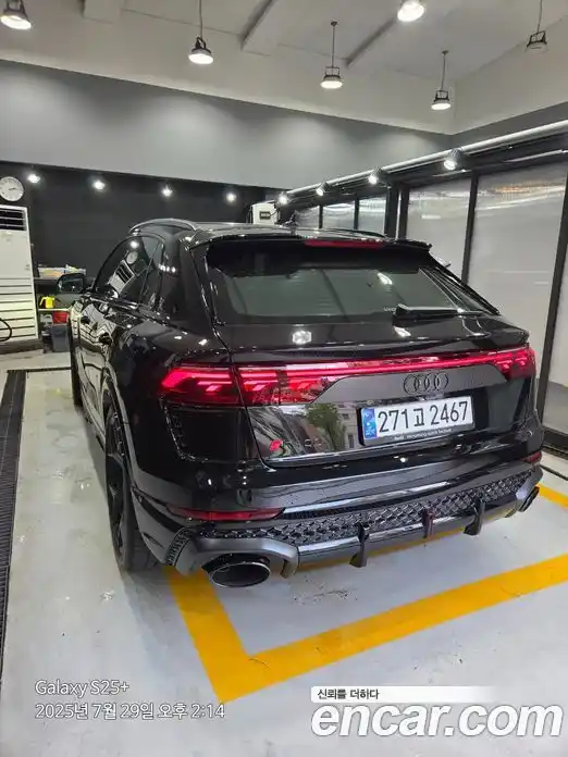 Audi RSQ8 2025 4.0 Автомат в Москве № 230256, фото 14