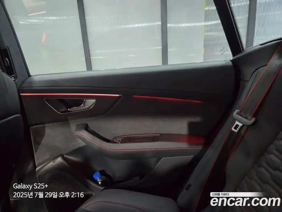 Audi RSQ8 2025 4.0 Автомат в Москве № 230256, фото 6