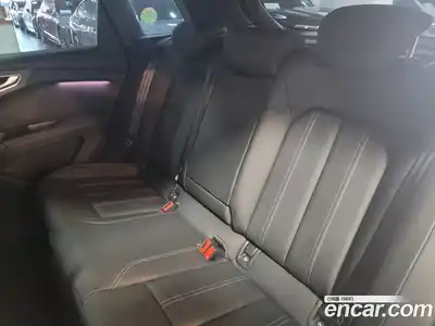 Audi Q4 e-tron 2023 0.2 Автомат в Москве № 230325, миниатюра 10