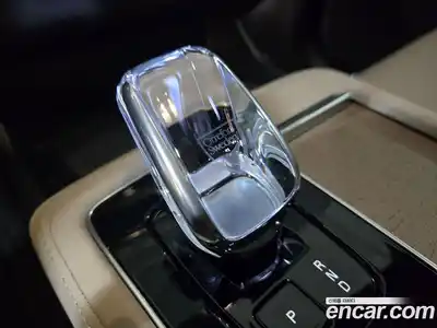 Volvo XC90 2025 2.0 Автомат в Москве № 230711, миниатюра 9