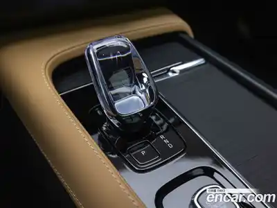 Volvo XC90 2025 2.0 Автомат в Москве № 230775, миниатюра 12