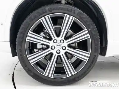 Volvo XC90 2025 2.0 Автомат в Москве № 230775, миниатюра 5