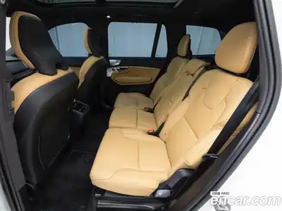 Volvo XC90 2025 2.0 Автомат в Москве № 230775, миниатюра 10