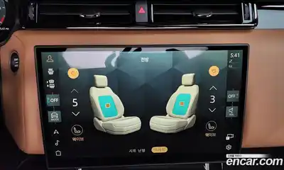 Land Rover Range-Rover Velar, 2025