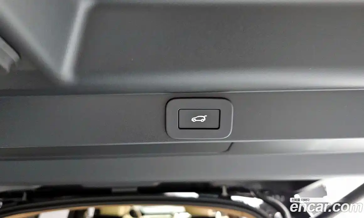 Land Rover Range-Rover 2025 4.4 Автомат в Москве № 231135, фото 8