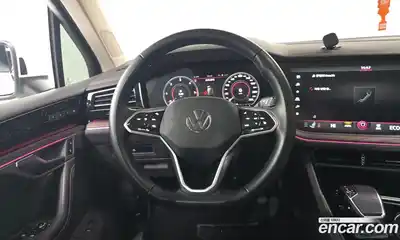 Volkswagen Touareg 2023 3.0 Автомат в Москве № 232124, миниатюра 11