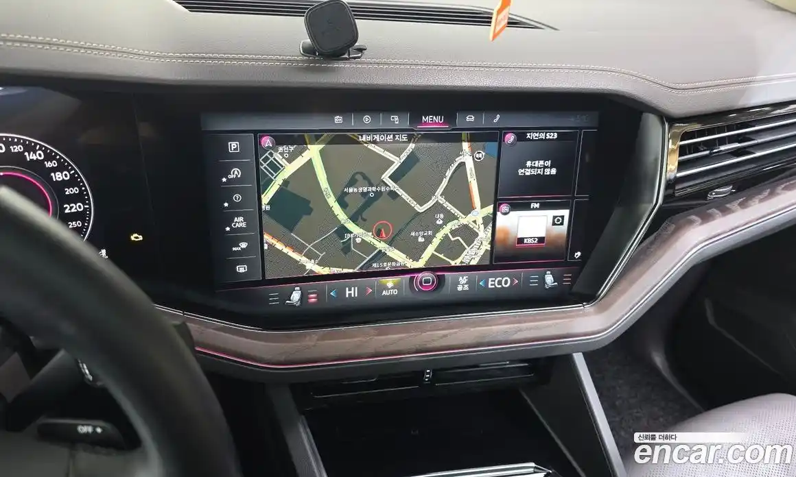 Volkswagen Touareg 2023 3.0 Автомат в Москве № 232124, фото 7