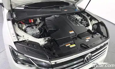 Volkswagen Touareg 2023 3.0 Автомат в Москве № 232124, миниатюра 9