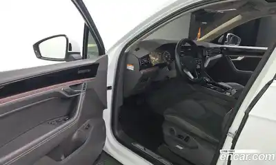 Volkswagen Touareg 2023 3.0 Автомат в Москве № 232124, миниатюра 10