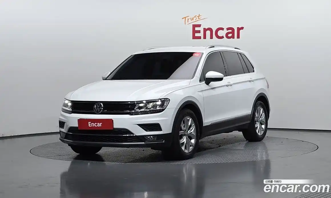 Volkswagen Tiguan 2020 2.0 Автомат в Москве № 232170, фото 12