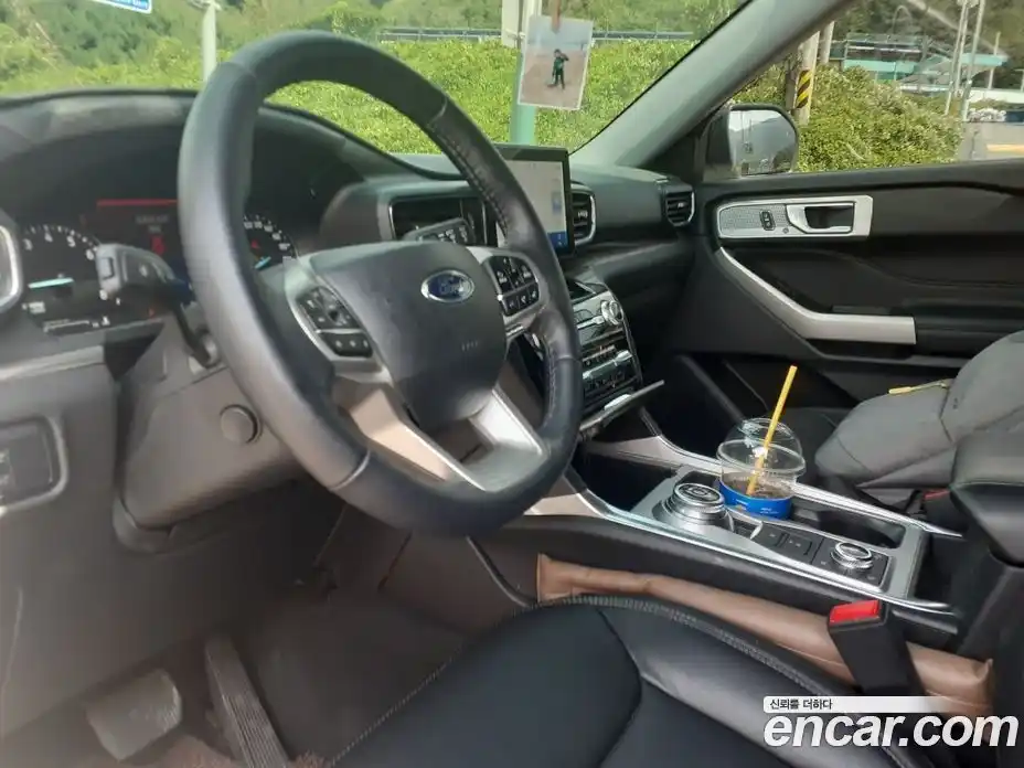 Ford Explorer 2022 2.3 Автомат в Москве № 235696, фото 11