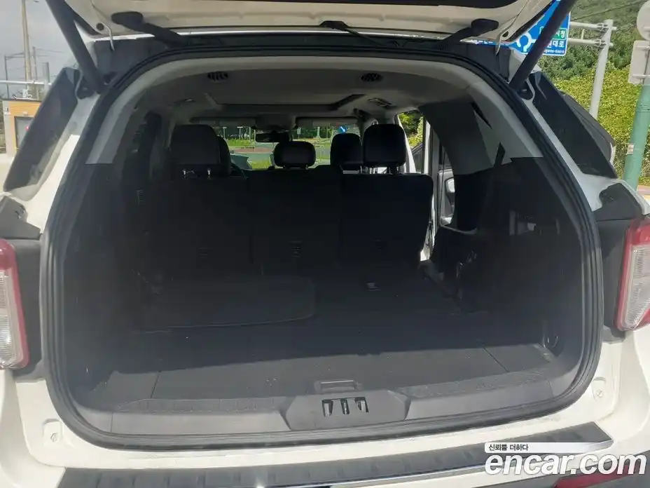 Ford Explorer 2022 2.3 Автомат в Москве № 235696, фото 17