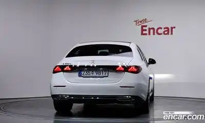 Mercedes-Benz E-Class 2025 2.0 Автомат в Москве № 238099, миниатюра 5