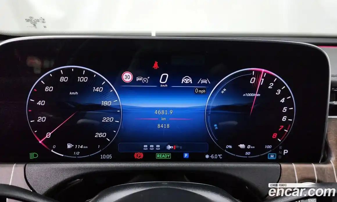 Mercedes-Benz E-Class 2025 2.0 Автомат в Москве № 238099, фото 10