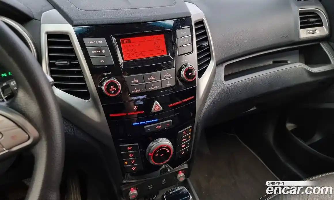 SsangYong TIBOLI 2019 1.6 Автомат в Москве № 23981, фото 1