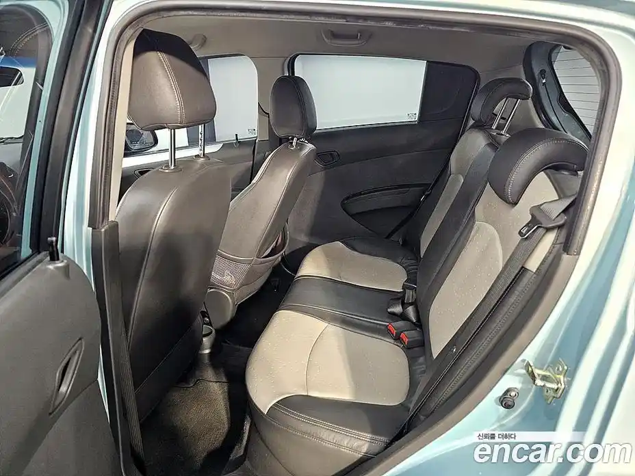 Chevrolet Matiz 2010 1.0 Автомат в Москве № 241071, фото 9