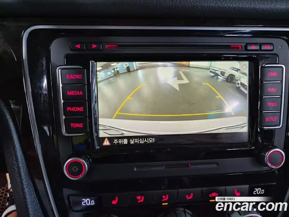 Volkswagen Passat 2015 2.0 Автомат в Москве № 255244, фото 15