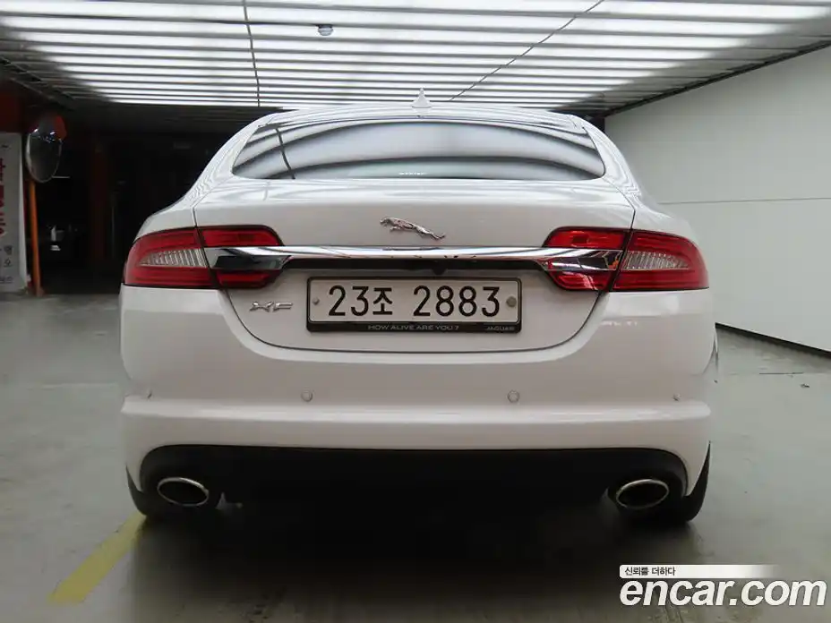 Jaguar XF 2013 2.0 Автомат в Москве № 256072, фото 3