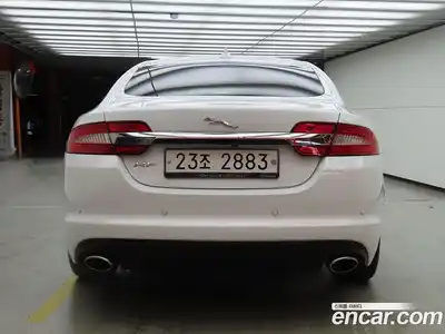 Jaguar XF 2013 2.0 Автомат в Москве № 256072, миниатюра 3