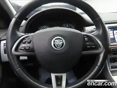 Jaguar XF 2013 2.0 Автомат в Москве № 256072, миниатюра 8