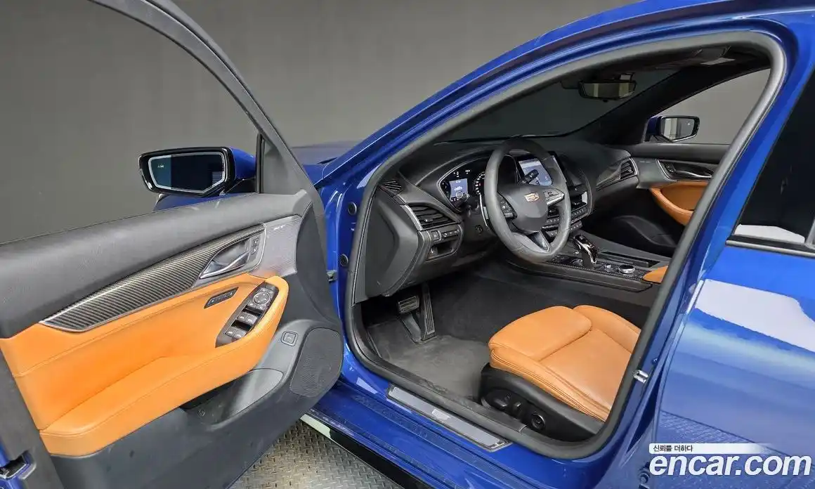 Cadillac CT5 2020 2.0 Автомат в Москве № 256470, фото 13