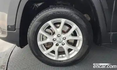 Jeep Cherokee 2016 2.2 Автомат в Москве № 278923, миниатюра 9