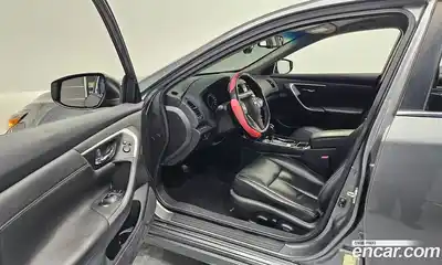 Nissan Altima 2017 2.5 Автомат в Москве № 284971, миниатюра 11