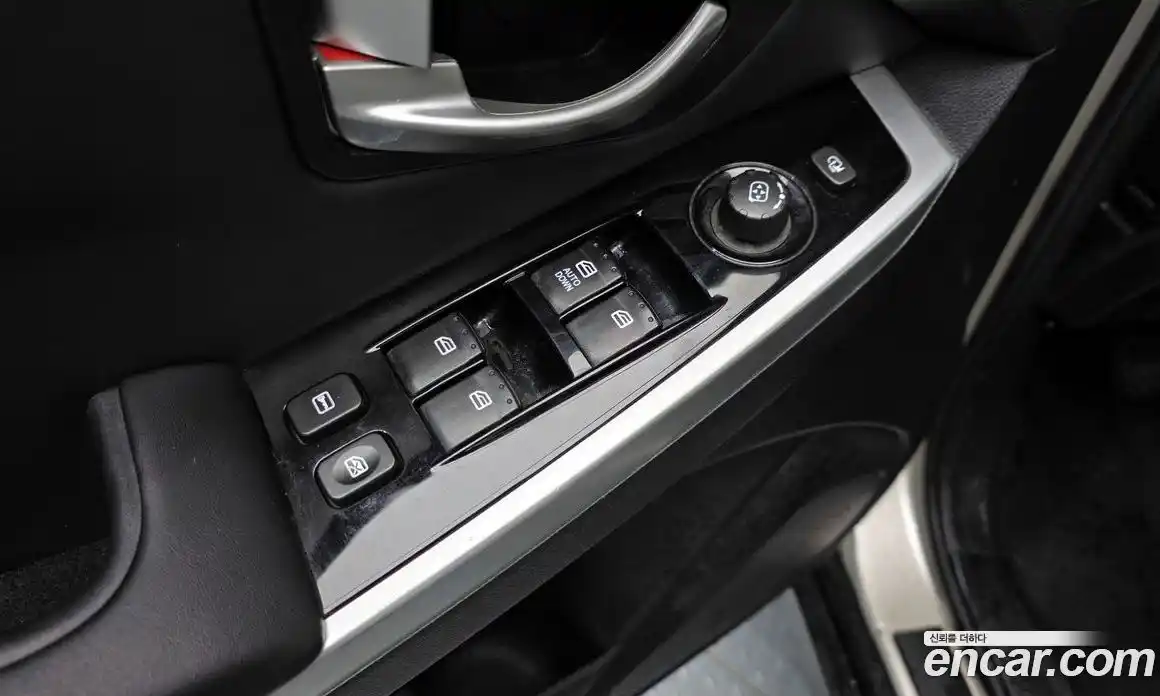 SsangYong Korando 2014 2.0 Механическая в Москве № 28814, фото 11