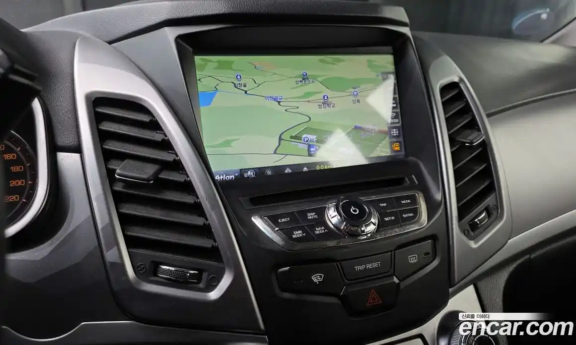 SsangYong Korando 2014 2.0 Механическая в Москве № 28814, фото 13