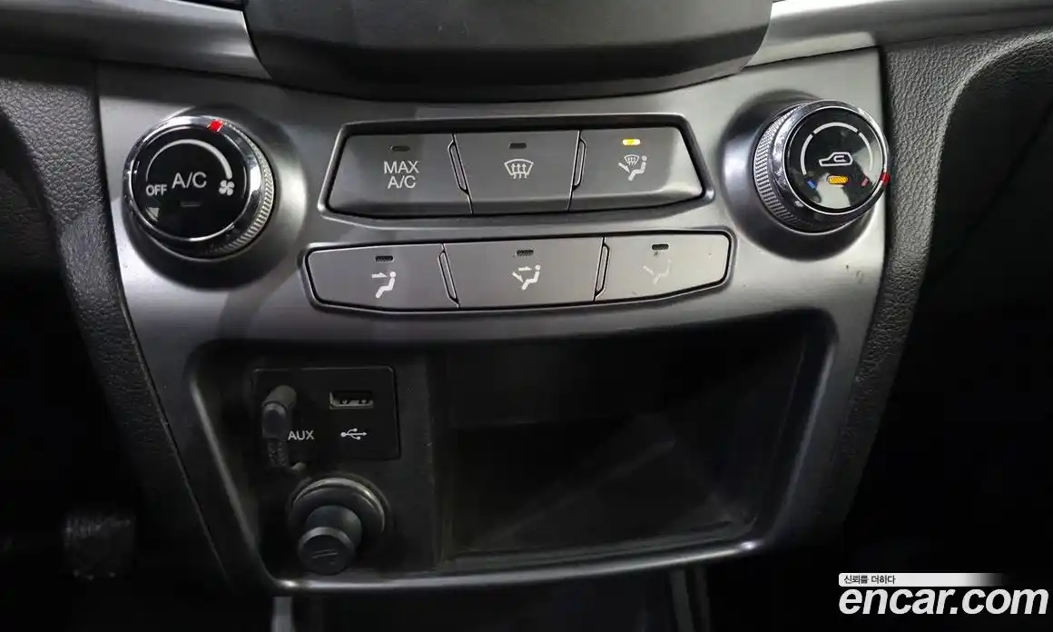 SsangYong Korando 2014 2.0 Механическая в Москве № 28814, фото 15