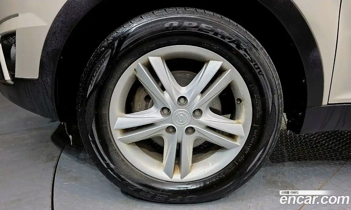 SsangYong Korando 2014 2.0 Механическая в Москве № 28814, фото 5