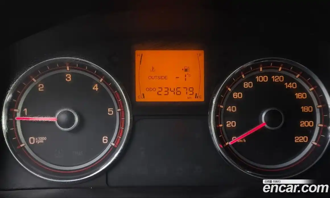 SsangYong Korando 2014 2.0 Механическая в Москве № 28814, фото 8