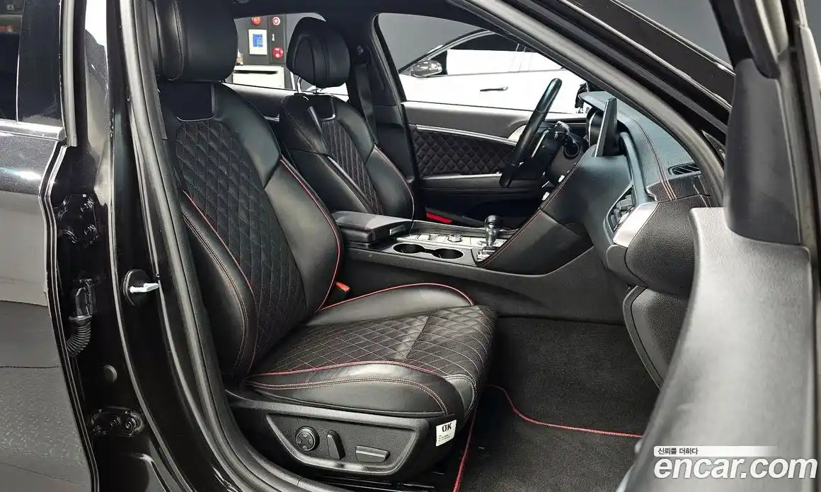 Genesis G70 2018 3.3 Автомат в Москве № 289562, фото 19