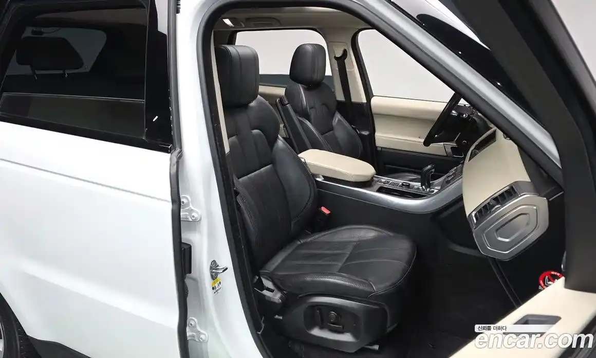 Land Rover Range-Rover Sport 2017 3.0 Автомат в Москве № 298216, фото 16