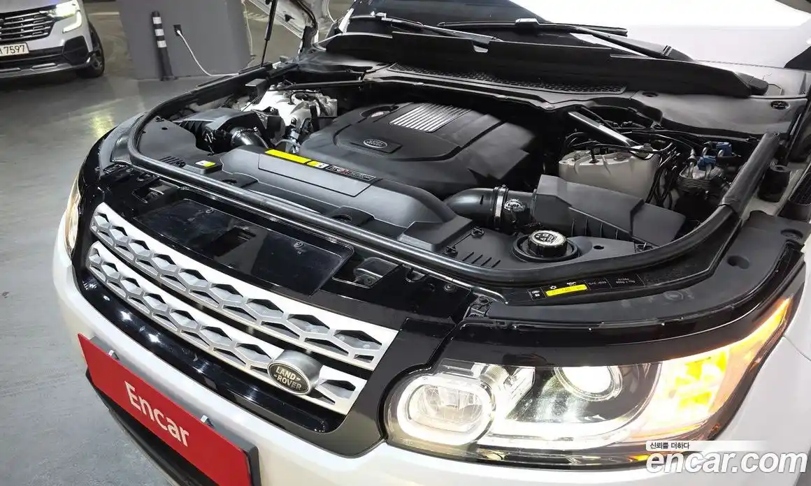 Land Rover Range-Rover Sport 2017 3.0 Автомат в Москве № 298216, фото 9