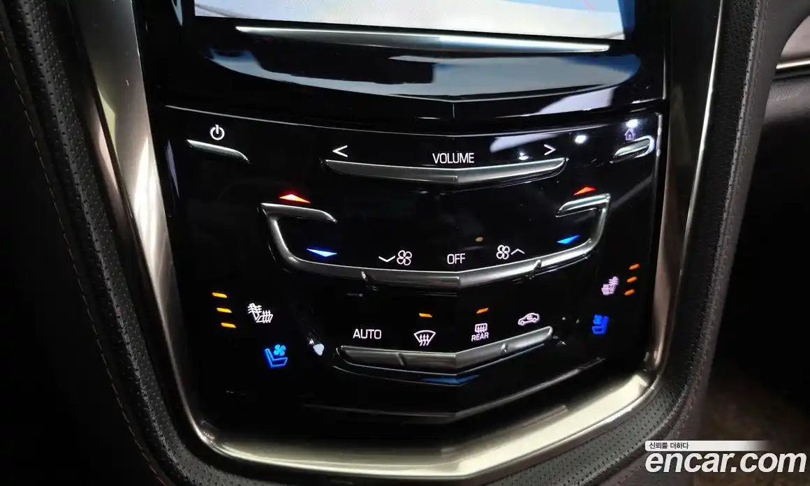 Cadillac CTS 2015 2.0 Автомат в Москве № 306789, фото 18